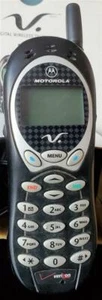 Motorola 120C Cell Phone (Verizon Wireless). - Picture 1 of 8