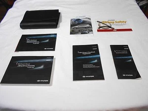 2012 HYUNDAI SONATA HYBRID OWNER MANUAL 6/PC.SET & BLACK PREMIUM FACTORY CASE // - Picture 1 of 6