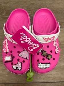 Crocs Damen Limited Edition Barbie Classic Clog - Electric Pink Neu mit Etikett Größe 7W - Bild 1 von 10