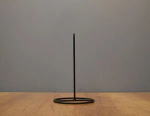 Soporte de exhibición de metal de 8" de alto para arte tribal y otros objetos de arte - Base de 6" - Imagen 1 de 4