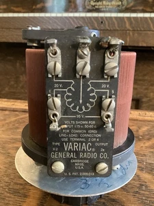 Adjust-A-Volt Variac - General Radio Type V2 - Picture 1 of 7