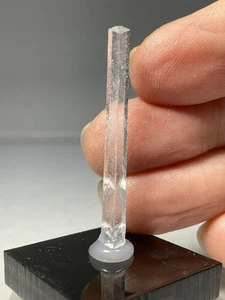 SS Rocks - Nifontovite Crystal (Charcus, Mexico)  1 3/8"    #2 - Picture 1 of 5