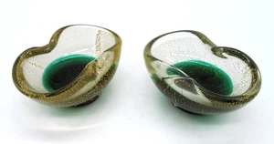 Ceniceros miniatura de Murano de colección salinas transparentes con escamas verdes y doradas 3"x2" - Imagen 1 de 12