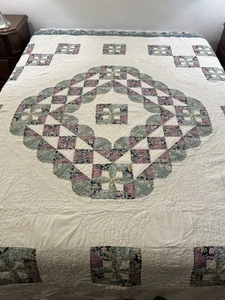 Vintage Quilt Handarbeit handgenäht Pinwheel Fächer elfenbein lila grün Queen Size - Bild 1 von 14