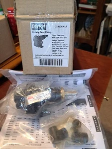 Dayton 4KHK1A Rotary Gear Pump Head 1/4" NPT - Picture 1 of 4