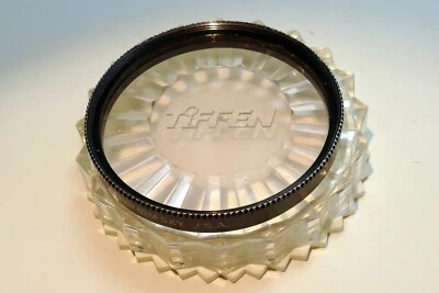 Tiffen SKY 62mm Filter Warming Skylight 1A for telephoto - Image 1 of 4