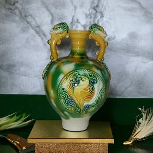 Chinesische Porzellan Sancai glasierte Vase mit Drachengriffen 5,25 in hoch in Box - Bild 1 von 1