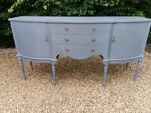 LIGHTLY DISTRESSED VINTAGE SIDEBOARD BY STRONGBOW FURNITURE IN TALLANSTOWN GREY - Picture 1 of 7