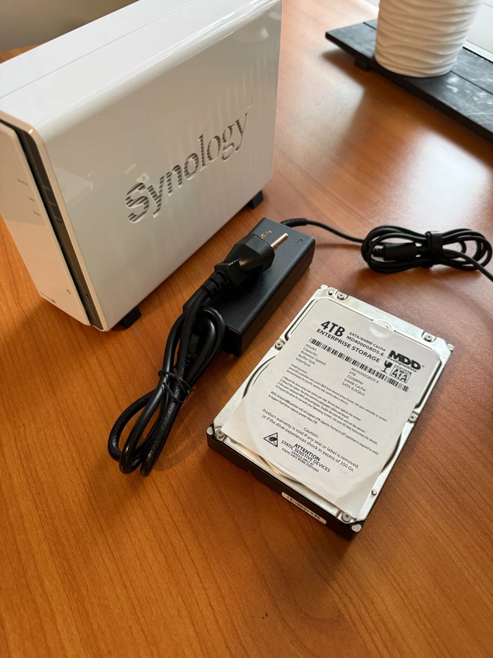 Synology DiskStation DS115j Network Storage Server with extra 4Tb hard drive - Image 1 of 1