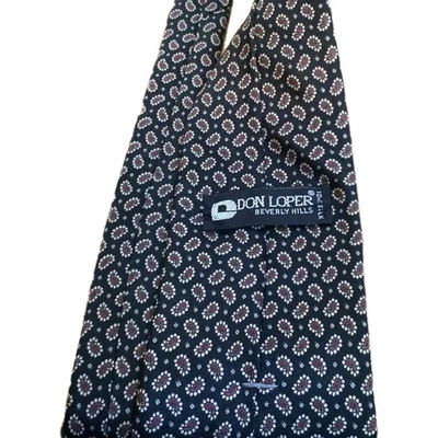 Corbata Don Loper Beverly Hills 4” de ancho 54” de largo 100 % seda cachemira negra Foto 1 de 4