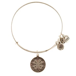 Nuevo Sin Etiquetas Brazalete de Trébol Alex y ANI Lucky Four Leaf - Imagen 1 de 1