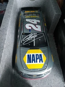 Chase Elliott NAPA Rookie 1/24 Chevrolet SS Raw 01 of 102 Lionel Racing Diecast - Picture 1 of 14