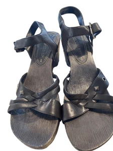 Sandalias para mujer Lower East Side gruesas de tacón Y2K con tiras con tachuelas talla 11 - Imagen 1 de 16