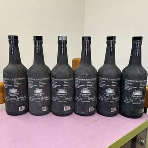 Mezcal Casamigos 70cl - 6 Bottiglie Vuote - Foto 1 di 4