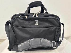 Travelpro Weekender Laptop Getaway Bag All In One Handle Shoulder Strap  - Picture 1 of 13