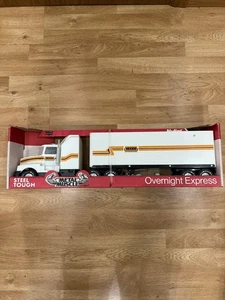 Nylint  Metal Muscle  'Woods Overnight Express'  Tractor & Trailer Woods mower - Picture 1 of 3