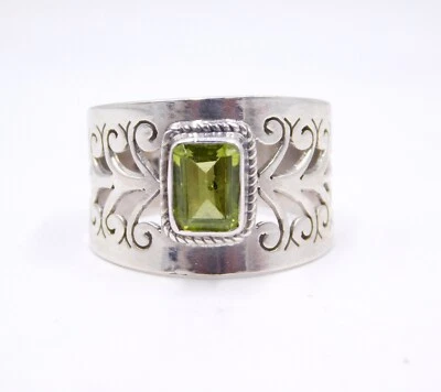 3.90 Gm 925 Sterling Silver Natural Peridot Cut Gemstone Jali Ring Size 8" US - Image 1 of 3