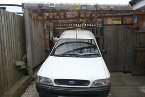 Ford Escort 1753cc ESCORT VAN 1994 66,000 MILES 2 OWNER FROM NEW - Picture 1 of 17