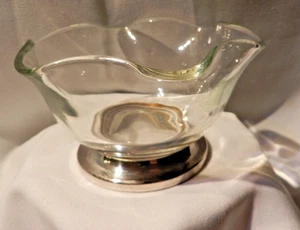 VTG BOWL - STUDIO SILVERSMITHS CLEAR GLASS W/SILVER BASE - GREAT FOR CANDY - Picture 1 of 8