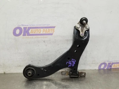 Toyota Camry Le 18 2018 brazo de control inferior delantero izquierdo conductor tracción delantera Foto 1 de 4