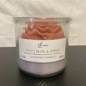 Trueliving Sweet Rose and Amber 13 oz Scented candle - Picture 1 of 2