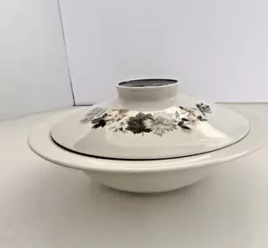 Royal Doulton Westwood Design Vegetable Tureen with Lid. Translucent China - Picture 1 of 11