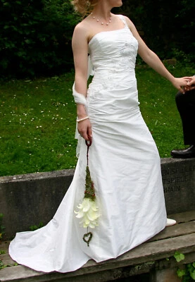 Brautkleid  Marke: Linea raffaelli Gr. 38 Asymetrisch - Bild 1 von 4