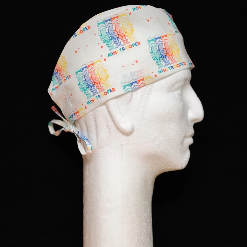 Star Wars & Colorful Mini Storm troopers Theme Scrub Hat - Imagem 1 de 1