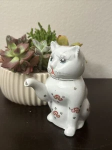 Antique personal cat teapot from China - Picture 1 of 6
