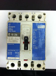 Westinghouse FD3015V 3 Pole 600V 15A Circuit Breaker - Bild 1 von 1