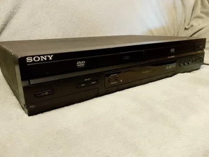 Sony SLV-D930 DVD VHS Videorecorder Kombigerät - Bild 1 von 6