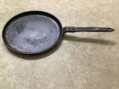 Vintage French Cousances Cast Iron Frying Pan Crepe Pan - Image 1 of 4