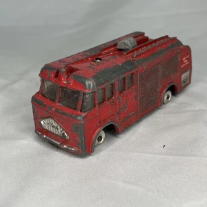 Dinky 259 Dennis Fire Engine Red Play Worn Made in England - Picture 1 of 7