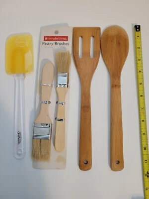 Lote de 5 utensilios de cocina: espátula de cabeza de silicona Sunbeam, cepillos para pastelería, cuchara Foto 1 de 4