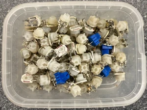 Vintage Trimmer Capacitors & Trimmer Potentiometers - Assorted Small Components - Picture 1 of 6