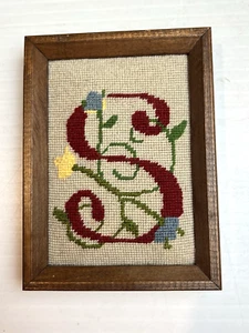 VIntage Needlepoint Monogram S 6 x 8 Wall Hanging Red Handmade Framed Home Decor - Picture 1 of 5