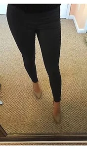 NEW Victoria's Secret Denim Pull On Metallic Slim Skinny Pants. Gray Silver. 0 - Picture 1 of 10