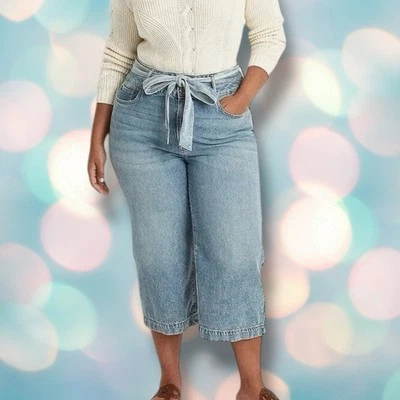 Ralph Lauren Women’s High Rise Vintage Wide Cropped Denim Jeans Size 8 - Image 1 of 4