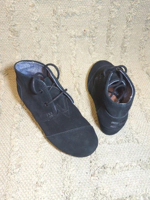 Toms Botas de Cuña de Gamuza Negras Zapatos Niñas Talla 13.5 Foto 1 de 4