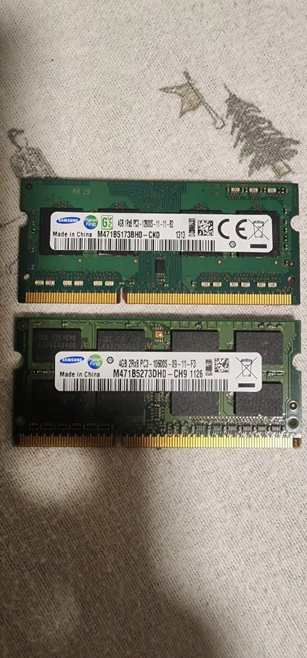 Samsung DDR3 1333mhz SODIMM 8GB 2 4GB STICKS Laptop Ram Foto 1 de 1