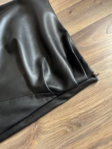 Stradivarius Midi Kunstleder Rock Bleistiftrock Schwarz Gr. S - Bild 1 von 5