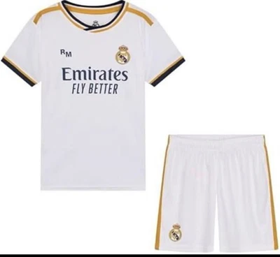 Camiseta y pantalón corto Real Madrid Mbappé #9 blanca local kit juvenil  Foto 1 de 3
