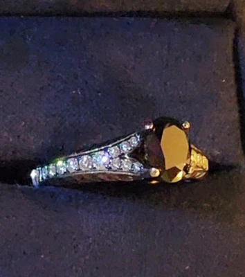 Anillo de compromiso Maléfica Encantado Disney Oro Blanco 14k Diamante Negro Foto 1 de 4