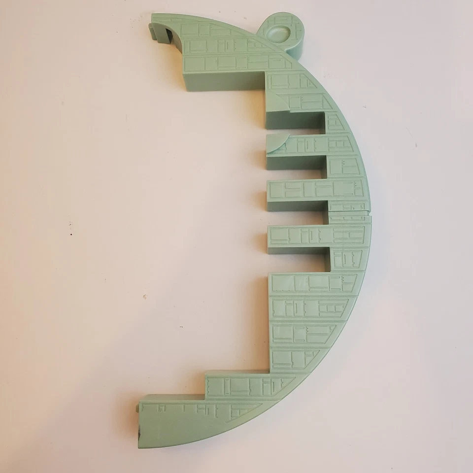 Hasbro Angry Birds Star Wars JENGA Death Star Game Replacement Part: Frame right - Image 1 of 1