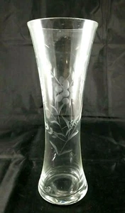 Vintage Clear Small Etched Vase Floral Etching 8 1/2" Tall - Picture 1 of 5