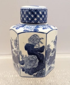 Toyo China Barattolo Zenzero Esagonale Blu e Bianco con Coperchio Ceramica Motivo Floreale - Foto 1 di 7