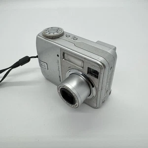 Kodak EasyShare C330 4.0MP Digital Camera Y2K Point & Shoot Tested **READ** - Picture 1 of 6