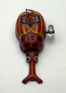 Beetle Toy With Wheels Wind-up Beetle made in Japan Tin toy Hand Painted - Bild 1 von 6