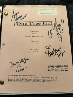 Signed One Tree Hill Script Season 6 Episode 13 Things A Mamma Don’t Know - Image 1 of 4