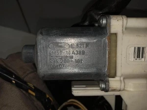 0130822217 motorino alzacristalli anteriore per FORD FOCUS SPORTBREAK (CAP) - Picture 1 of 1